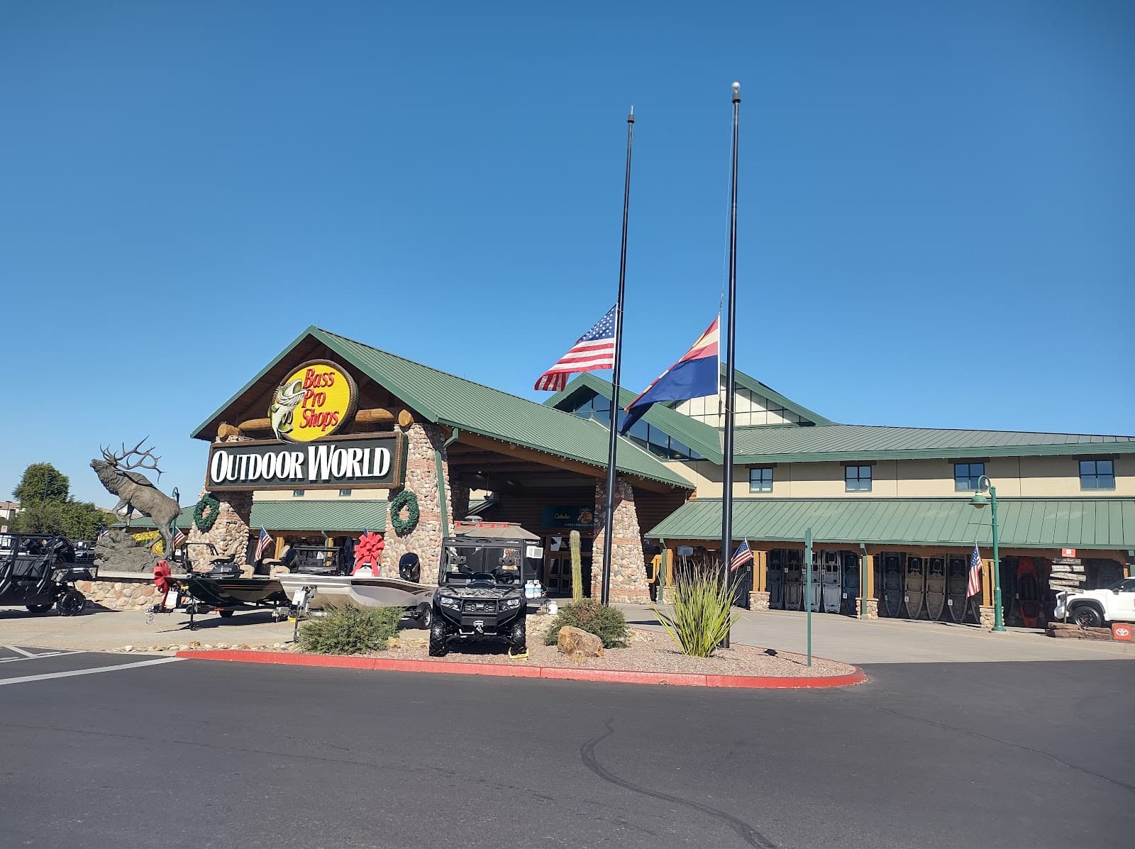 Cabela's Glendale - Image 1