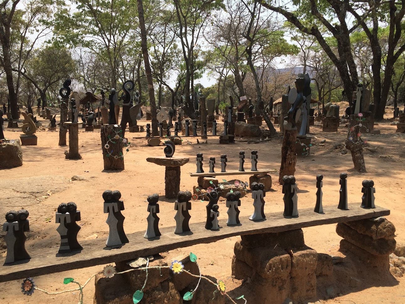 Tengenenge Sculpture Community - Image 1