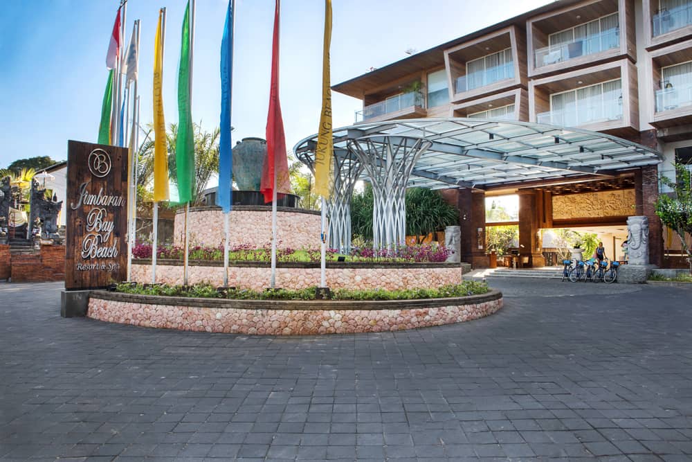 Sundara Beach Club