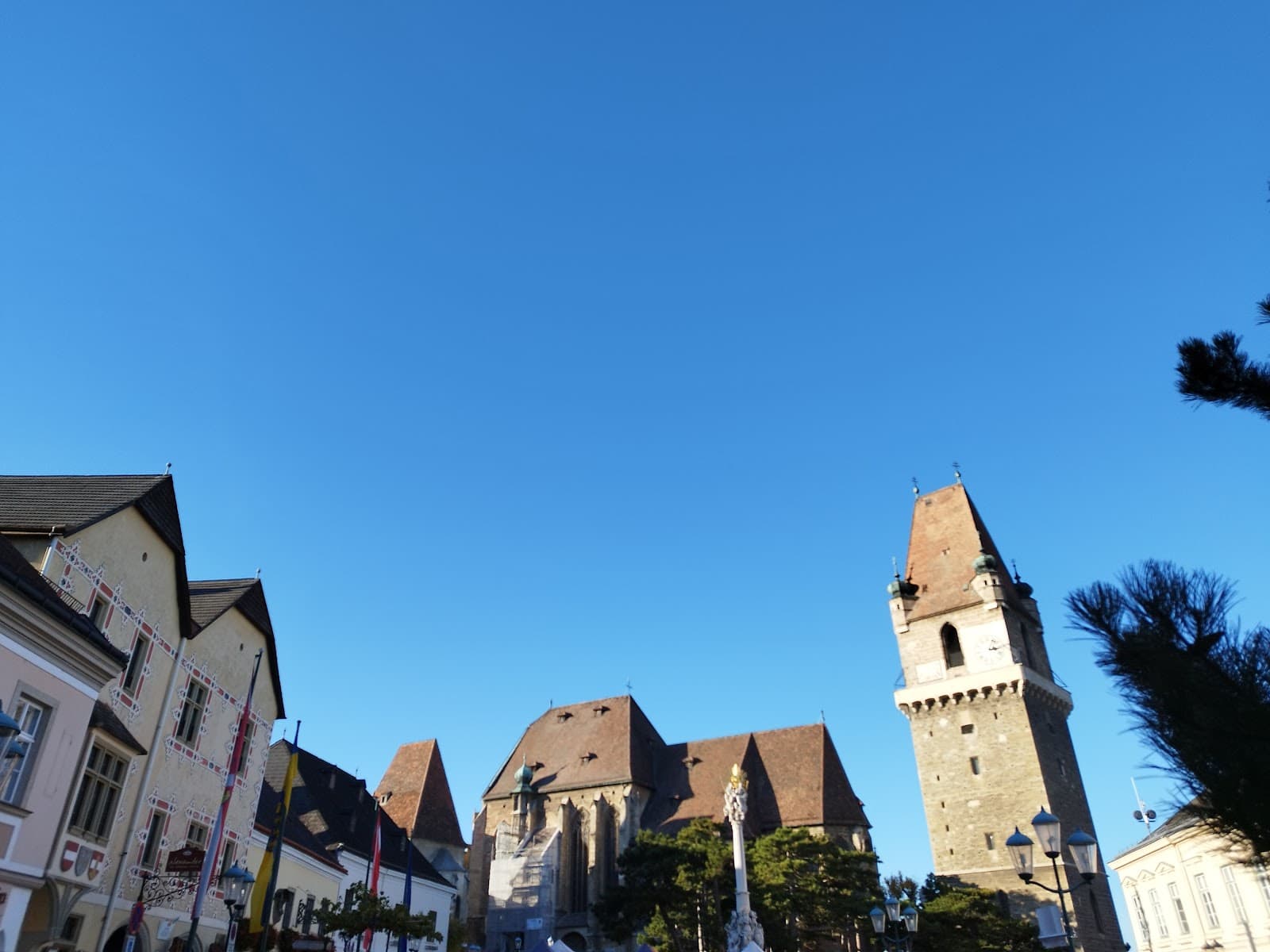 Perchtoldsdorf Historic Center - Image 1