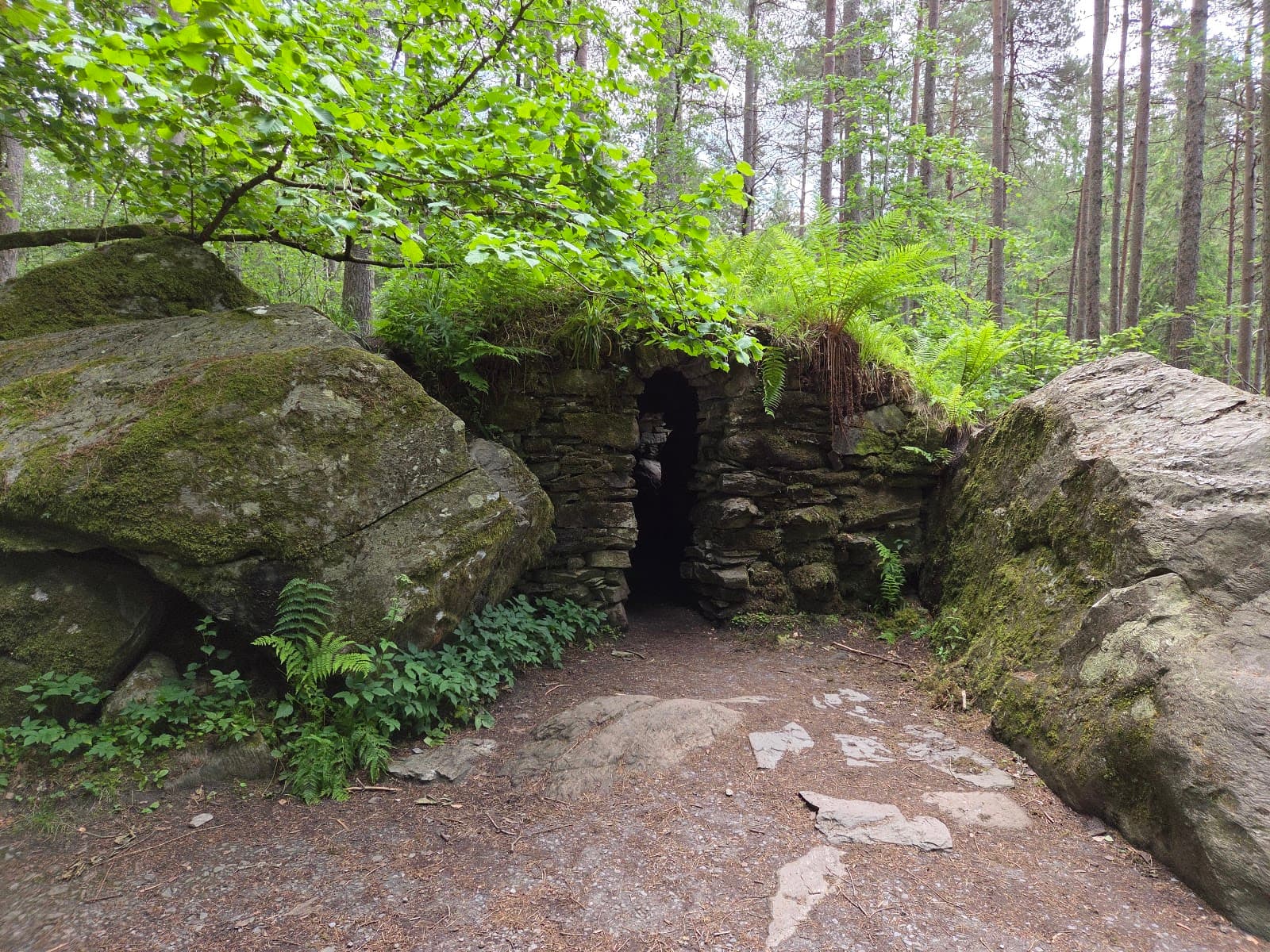 Ossian's Cave - Image 1