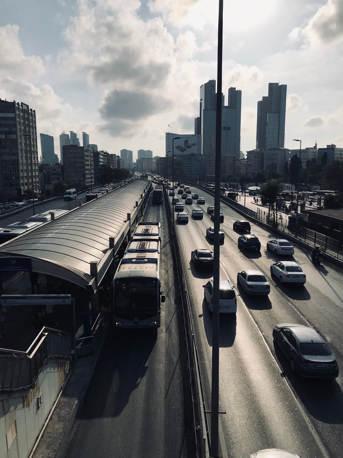 Mecidiyeköy, Istanbul - Image 1