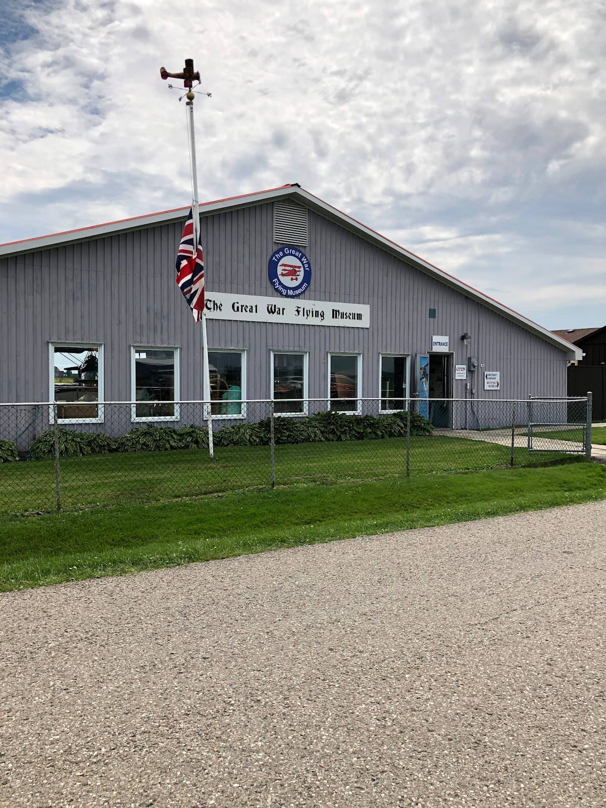 Artifact Museum & Dioramas