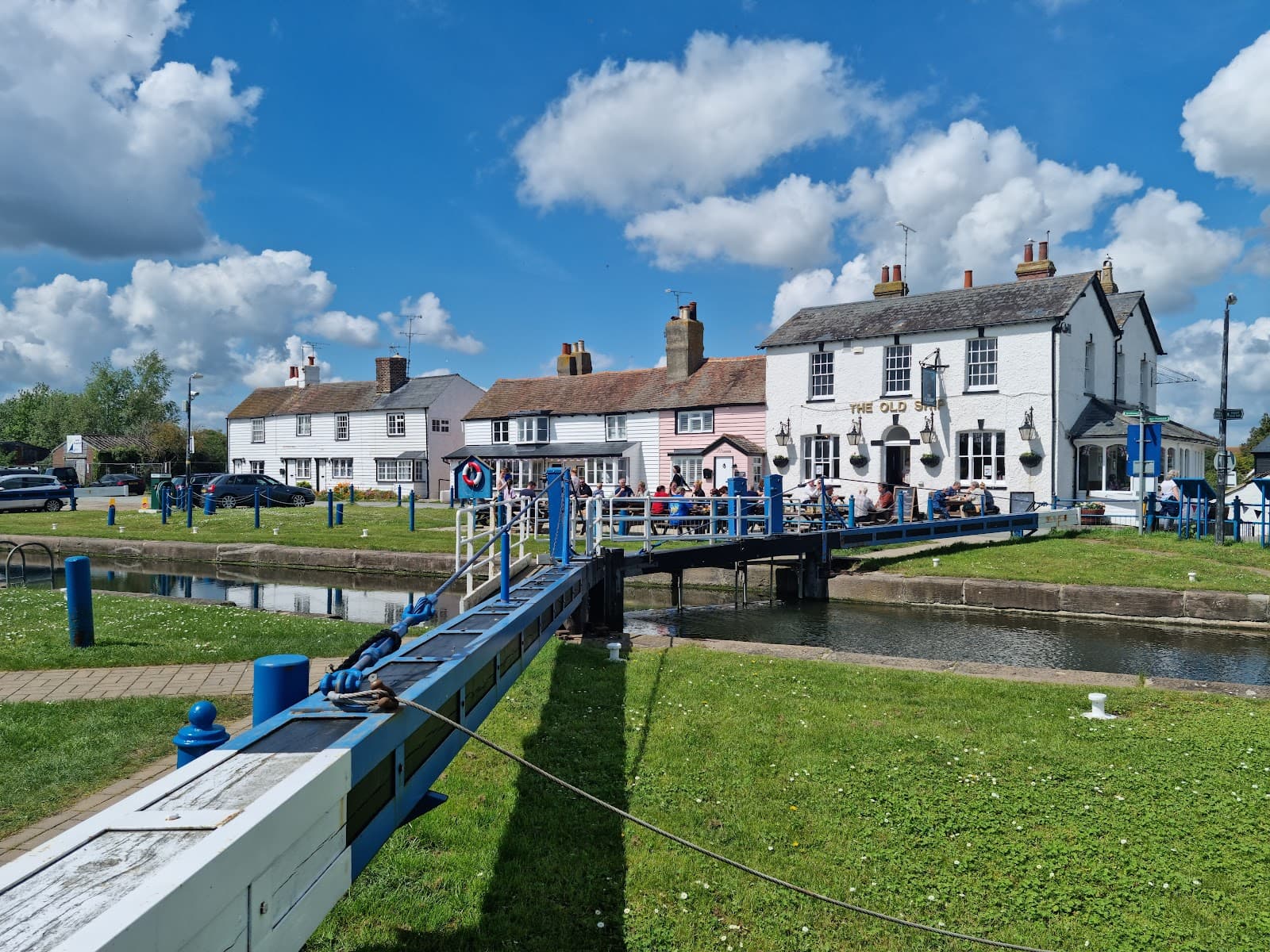 Heybridge Sea Lock - Image 1