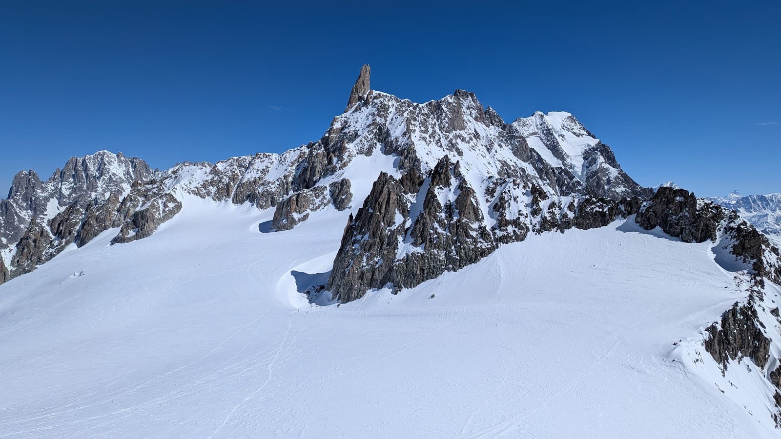 Punta Helbronner Terrazza delle Alpi - Image 1