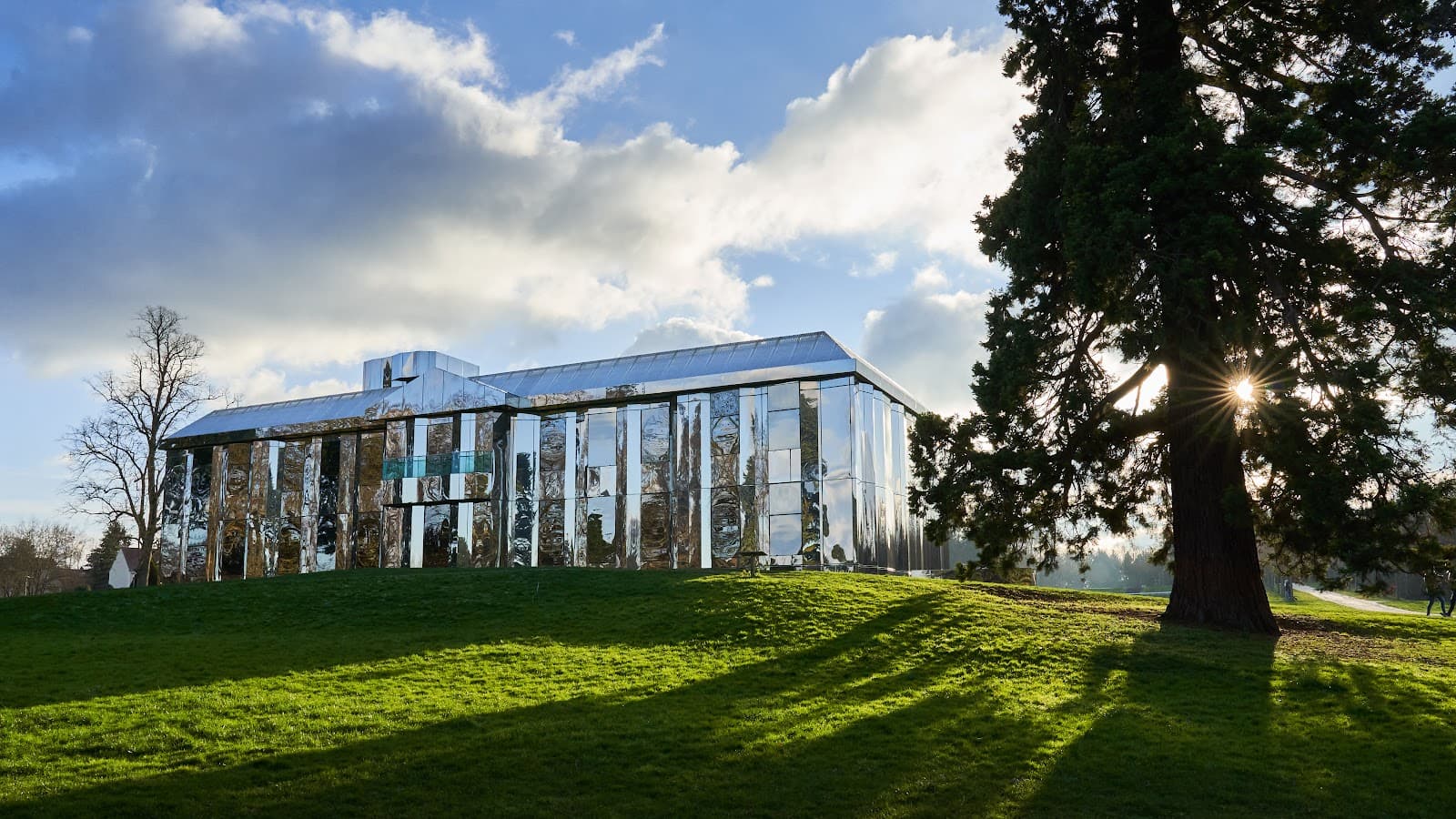 Château de Rentilly Art Center - Image 1