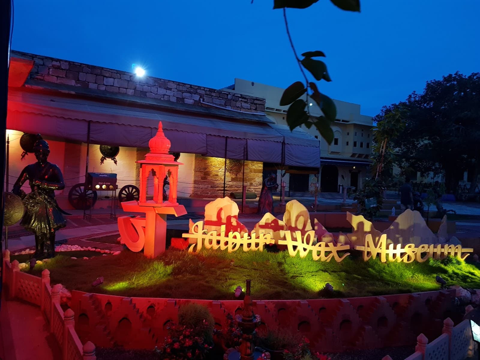 Jaipur Wax Museum Nahargarh - Image 1