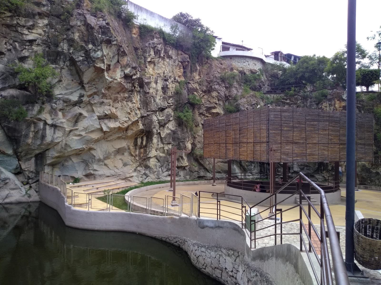 Ciudad de las Canteras Park - Image 1