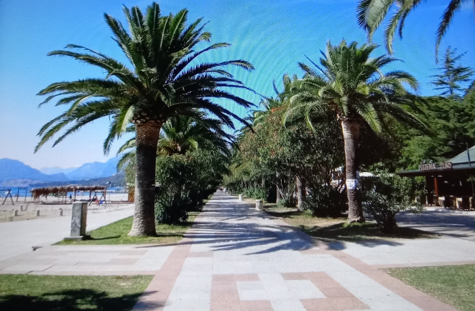 Bar City Promenade (Šetalište kralja Nikole) - Image 1