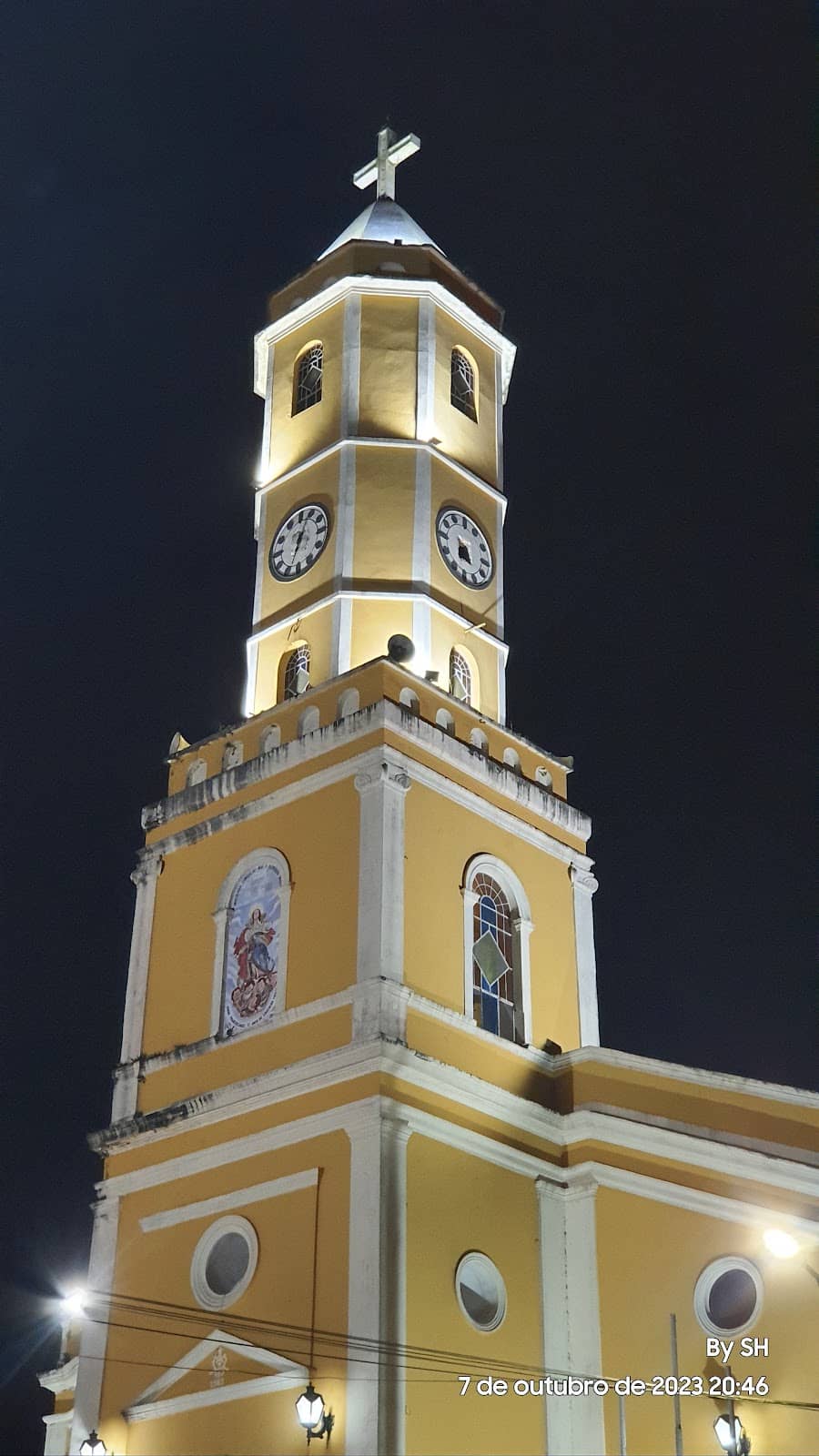 Vertical photo