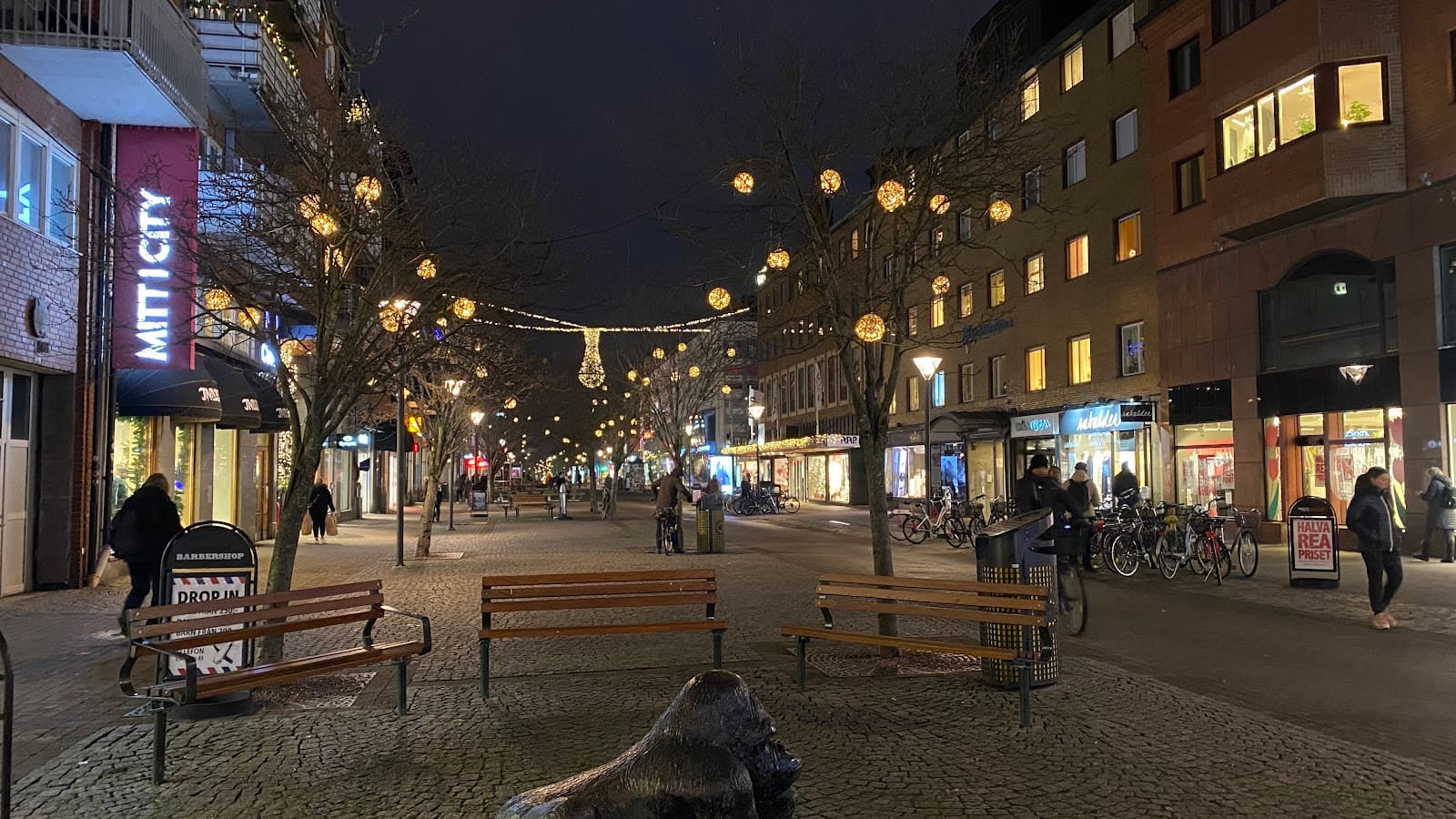 Drottninggatan - Image 1