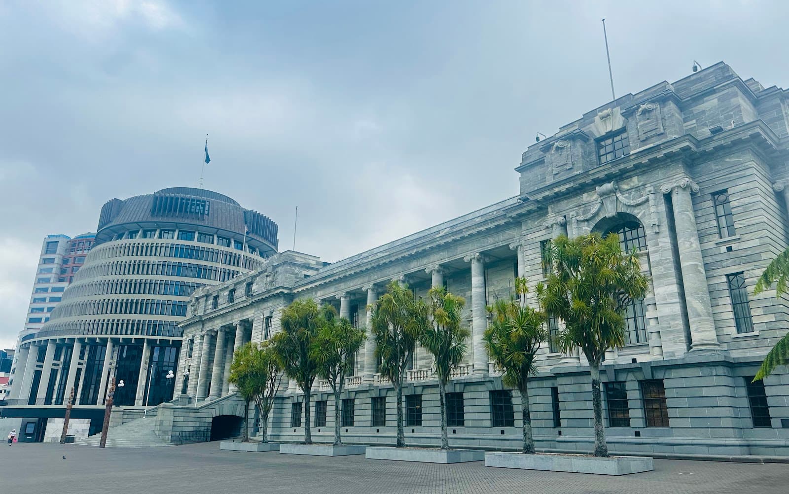 Parliament Buildings Wellington - Image 1