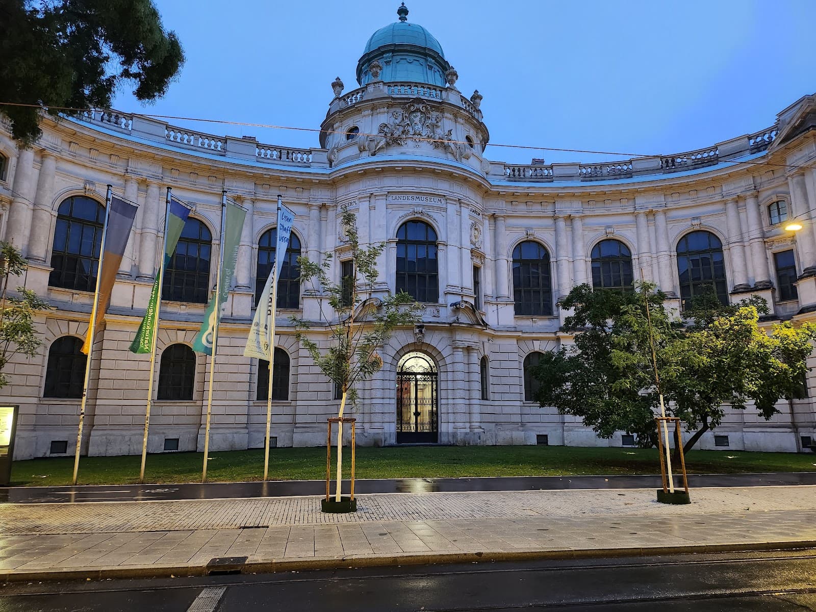 Universalmuseum Joanneum Graz - Image 1