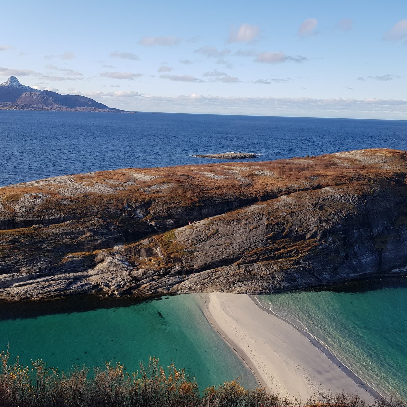 Hovdsundet Beach - Image 1