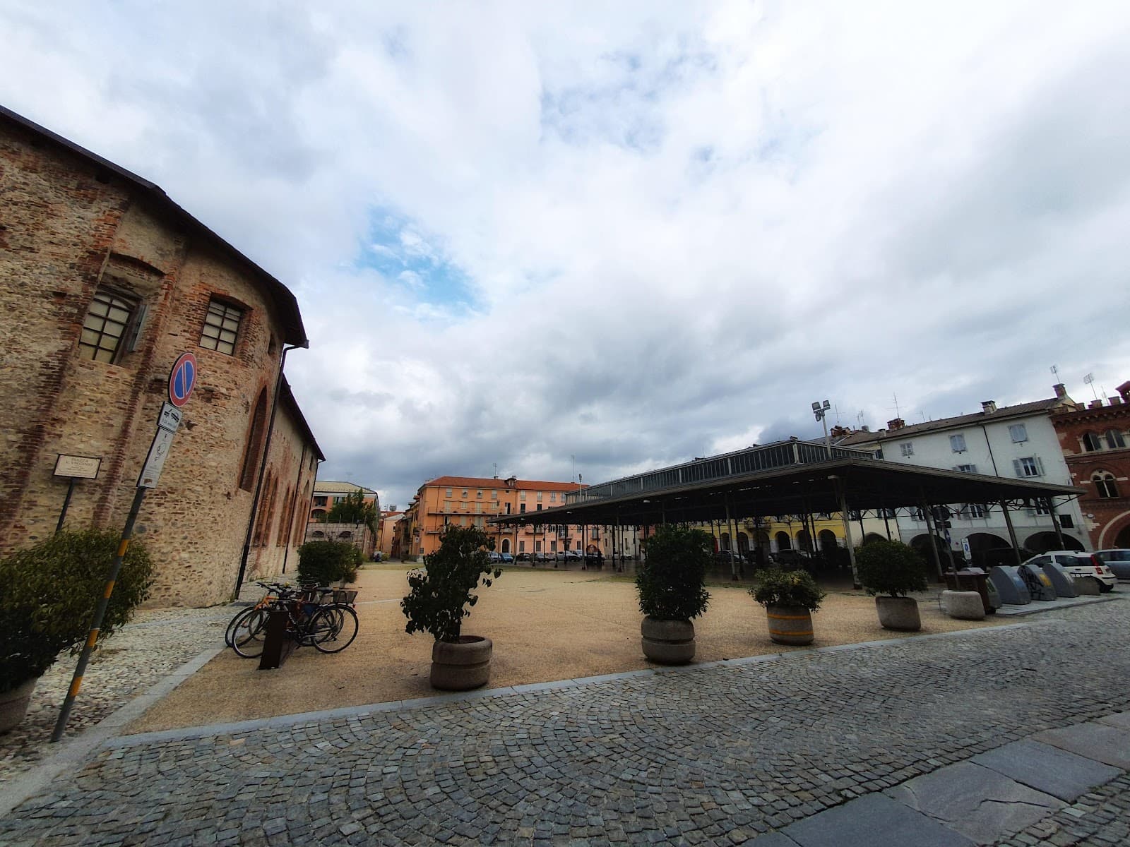 Piazza Virginio - Image 1