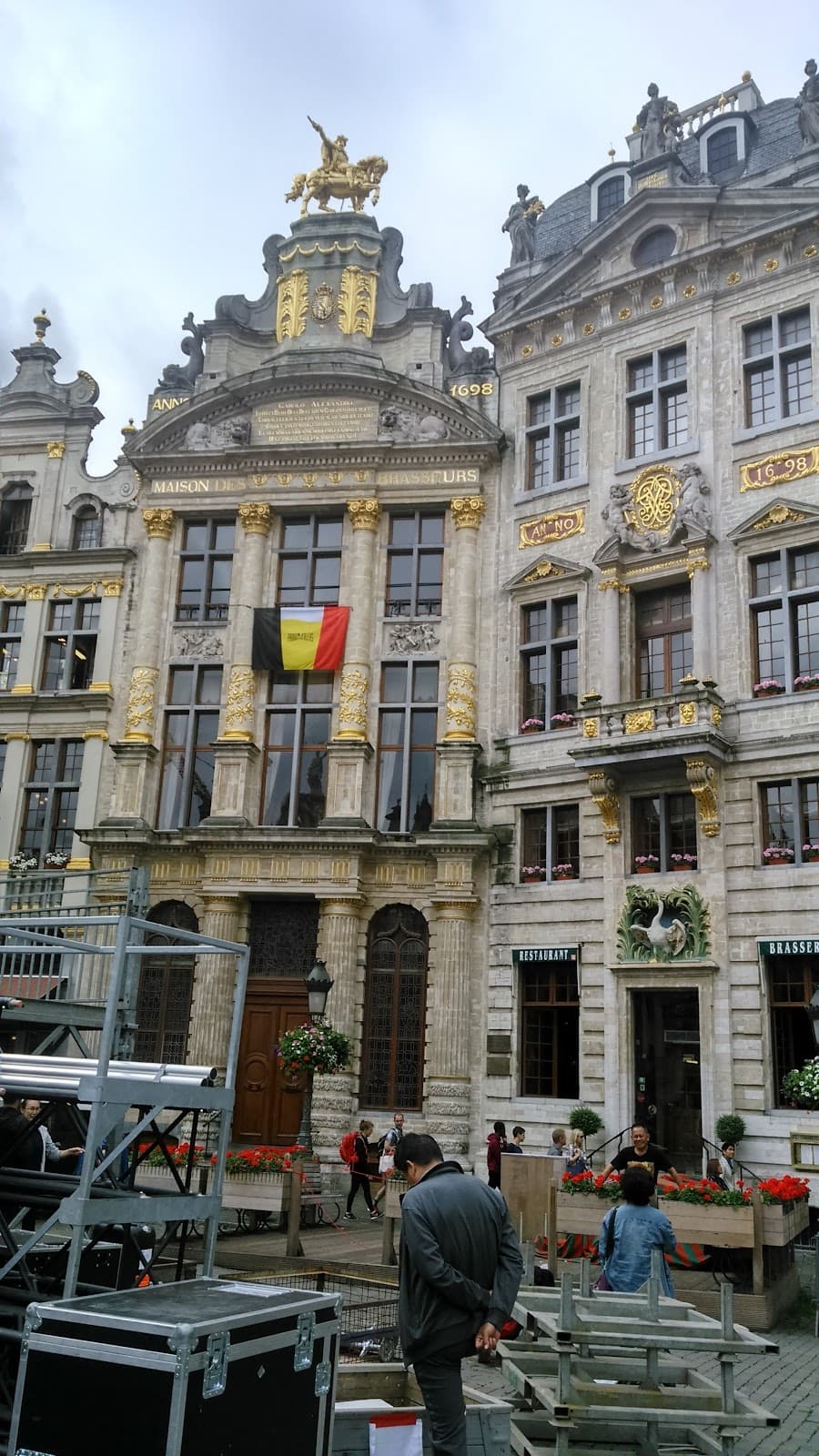 Place Léopold - Image 1