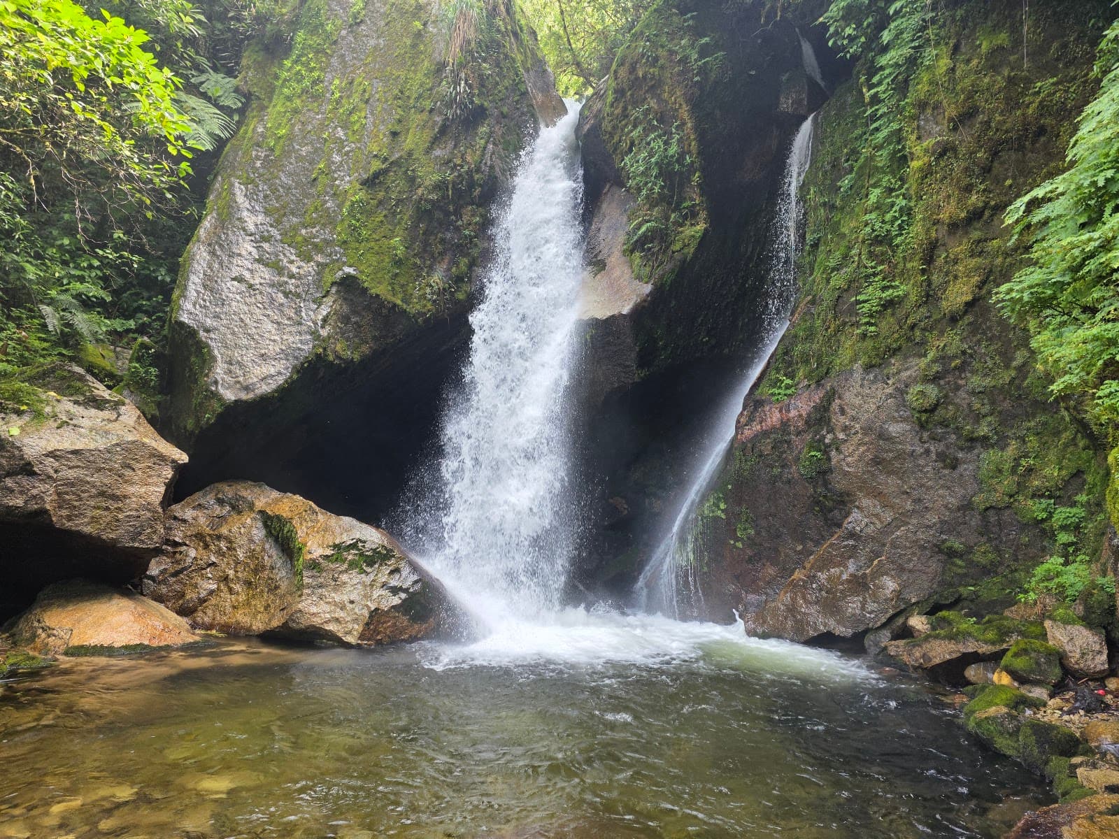 Aguas Calientes Cascades Walk - Image 1