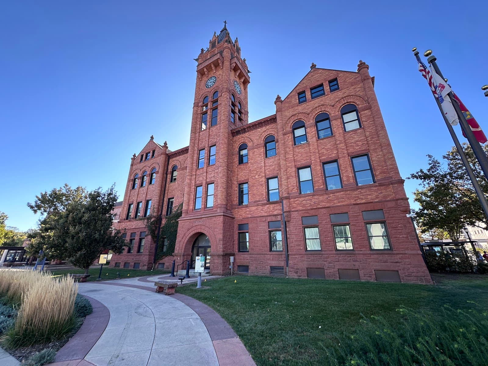Champaign County Courthouse (Urbana) - Image 1