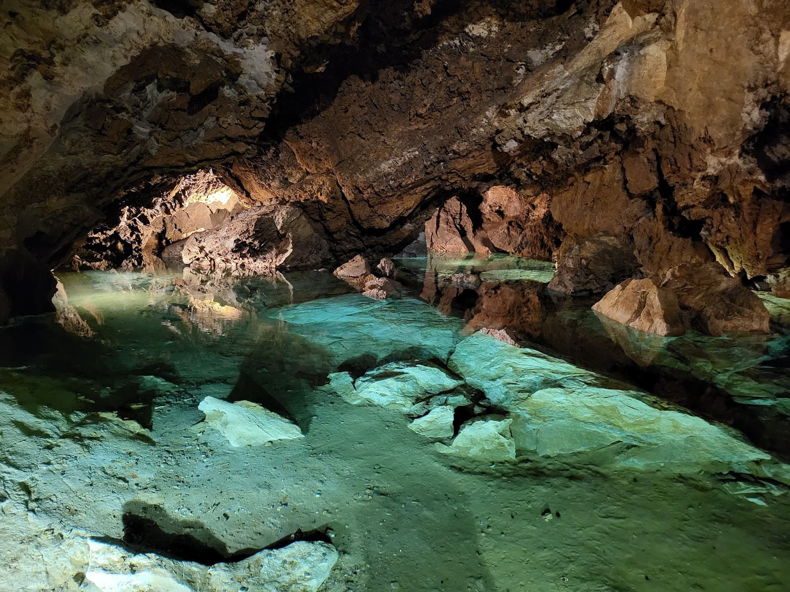 Bozkov Dolomite Caves - Image 1