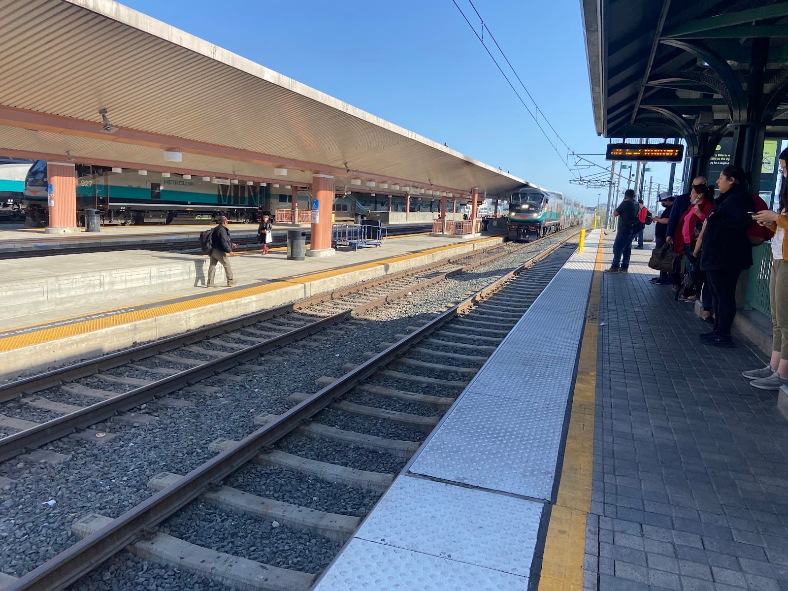 800 N Alameda St, Los Angeles, CA 90012 - Image 1