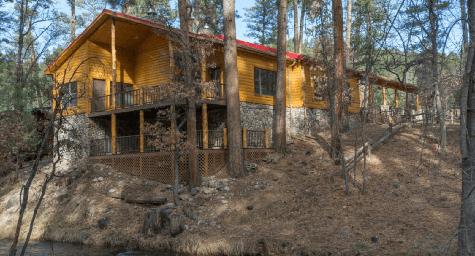 Upper Canyon Historic District - Image 1