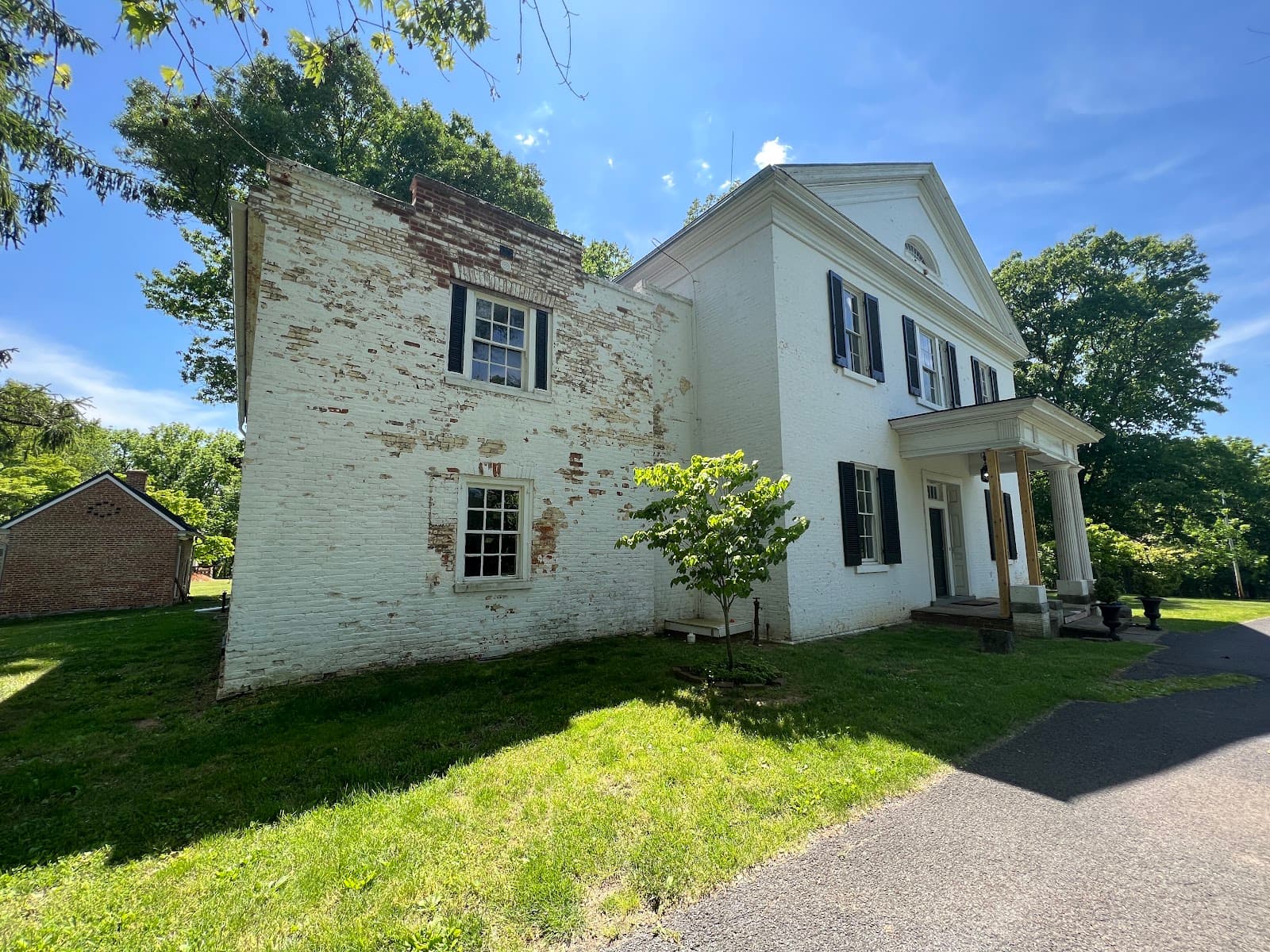 Happy Retreat - Image 1