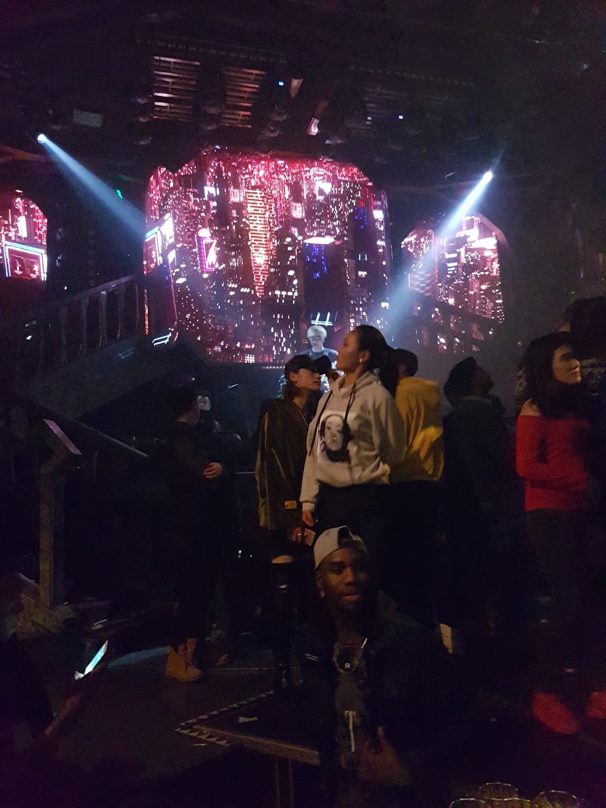 Gongti Ximen - Image 1