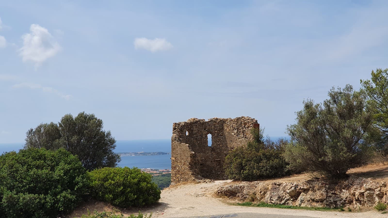 Fort Saint-Pierre (Île des Embiez) - Image 1