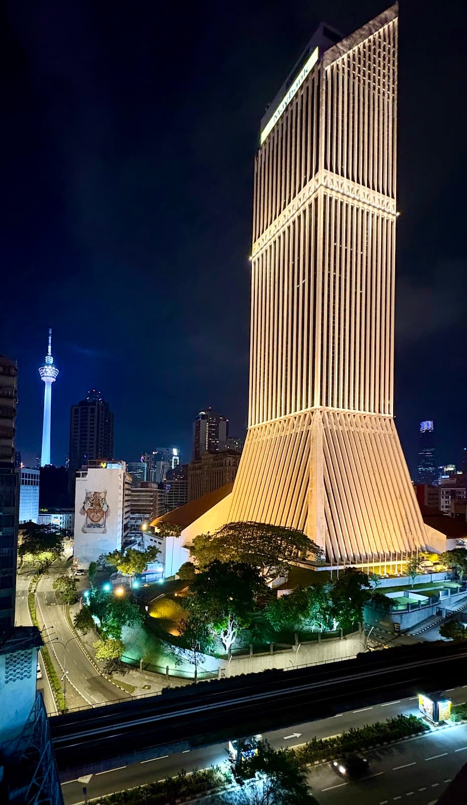 Menara Maybank - Image 1