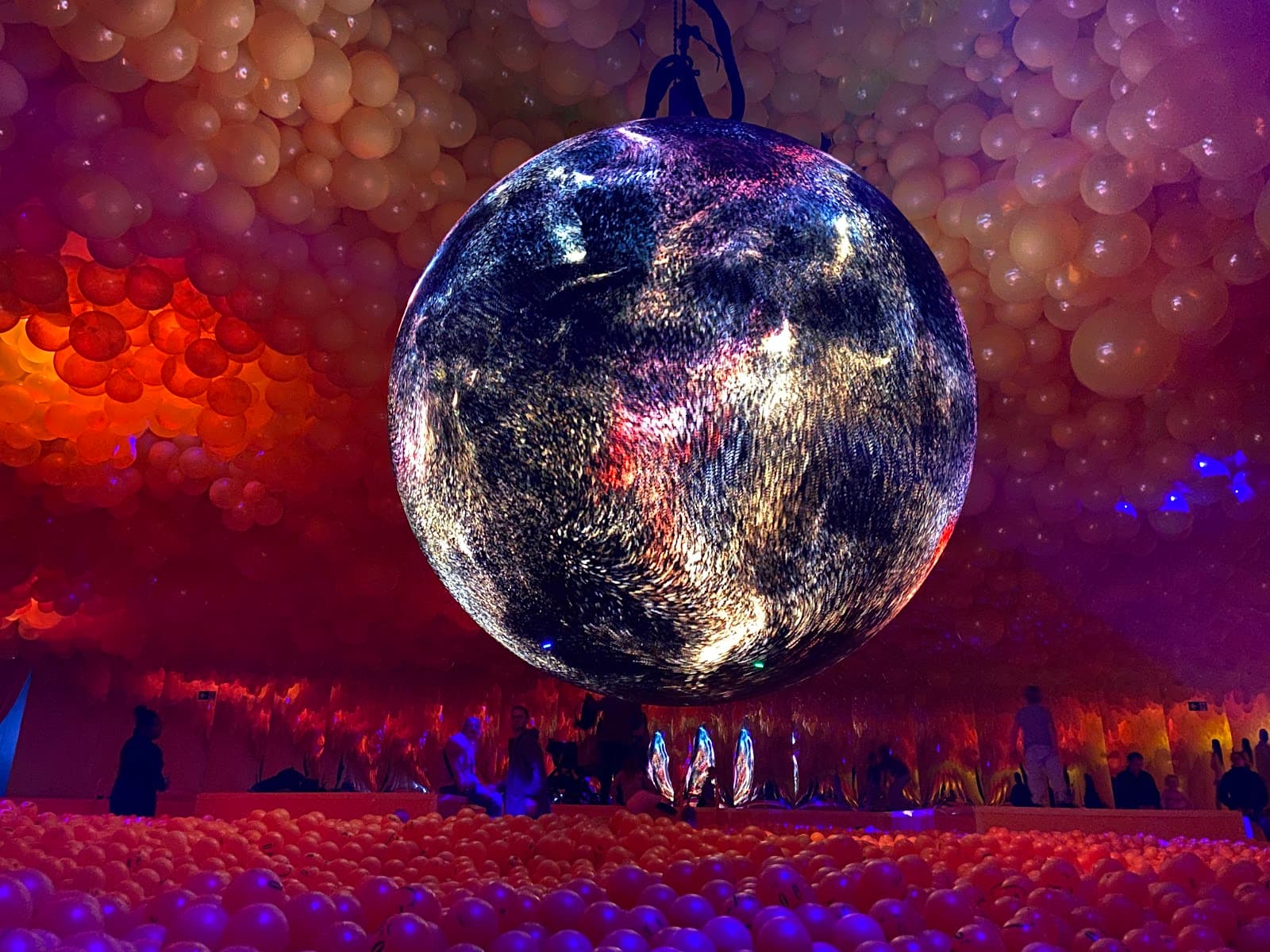 Emotionair, Brussels - Image 1