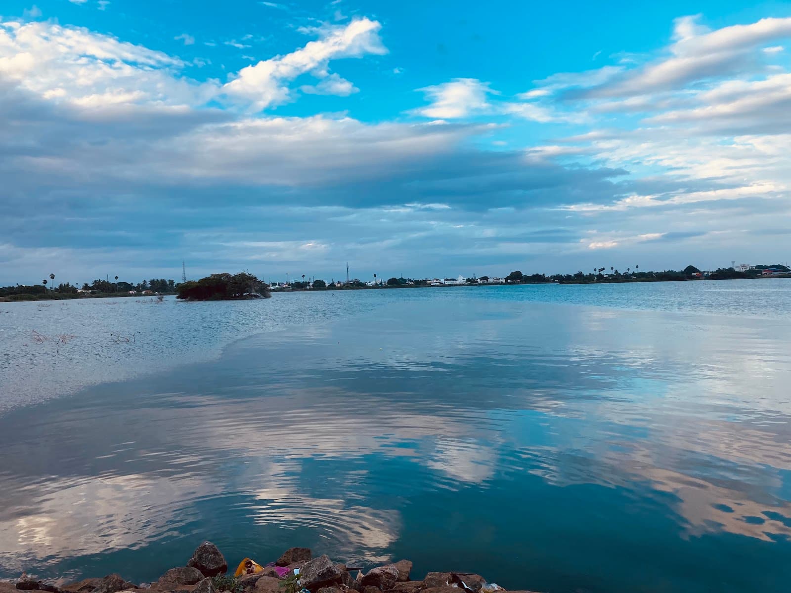 Kurichi Lake - Image 1