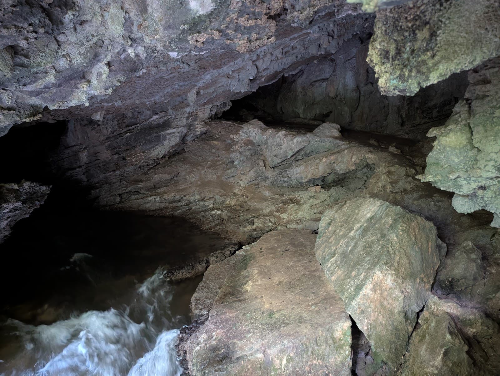 Junee Cave - Image 1