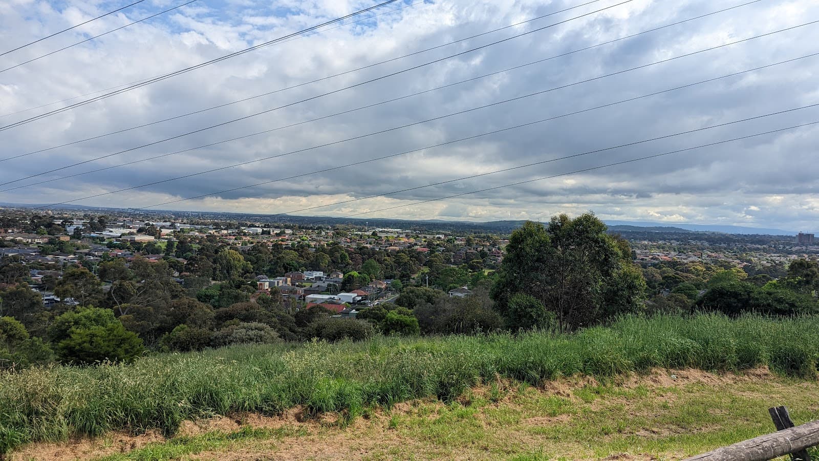 Doncaster Hill Lookout - Image 1
