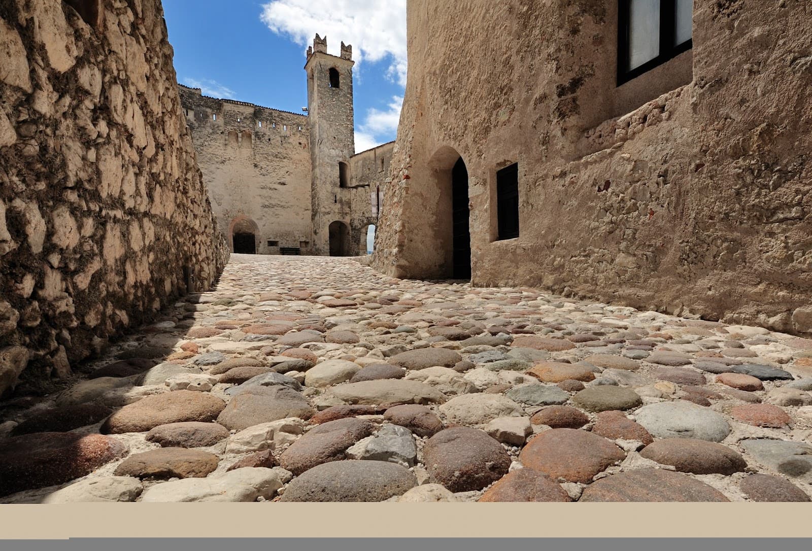 Castel Beseno - Image 1