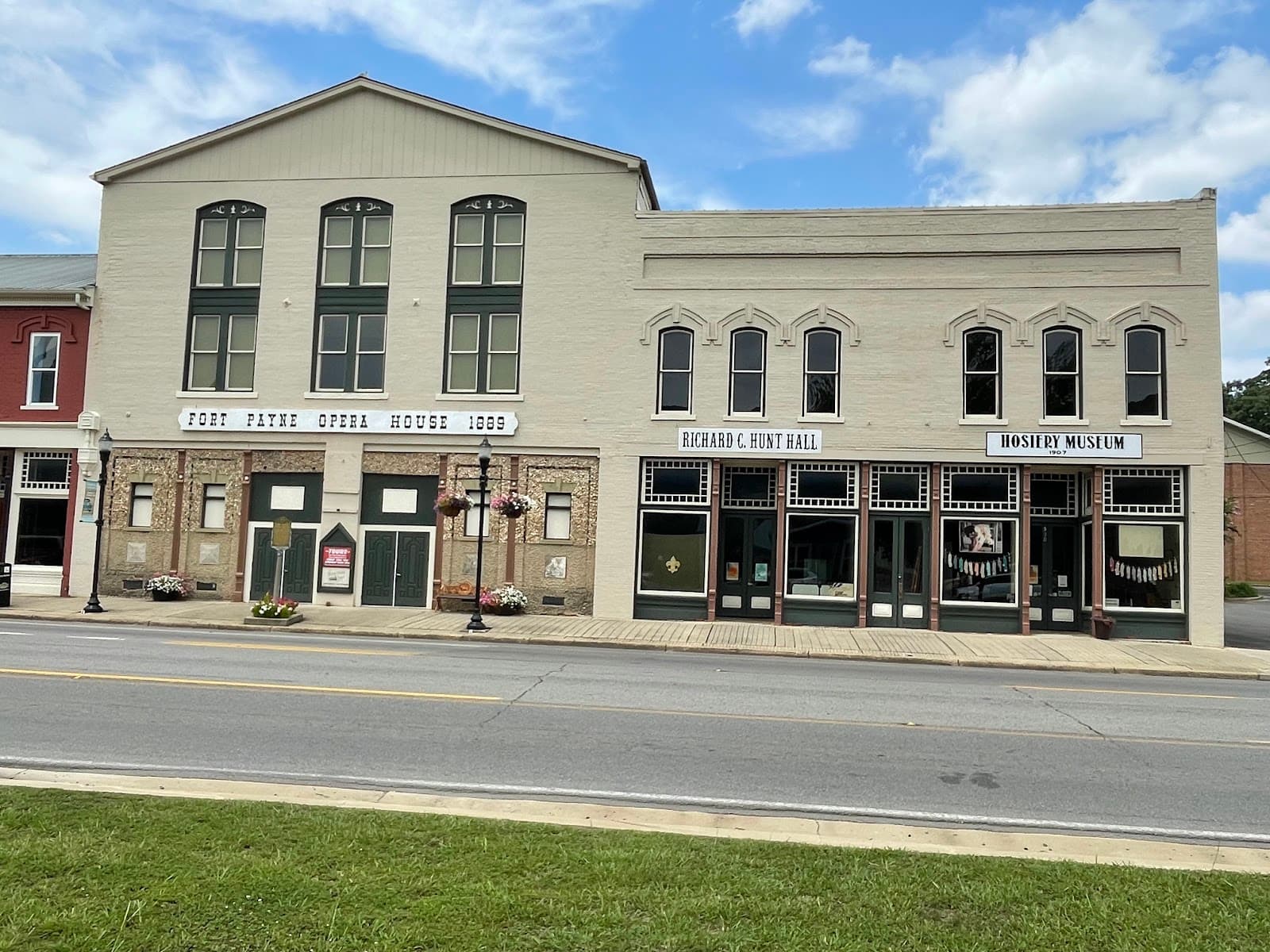 Cotaco Opera House - Image 1
