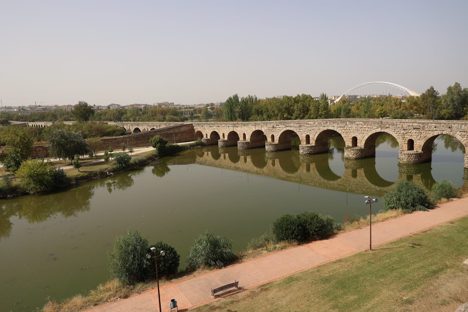 Roman Bridge Mérida - Image 1