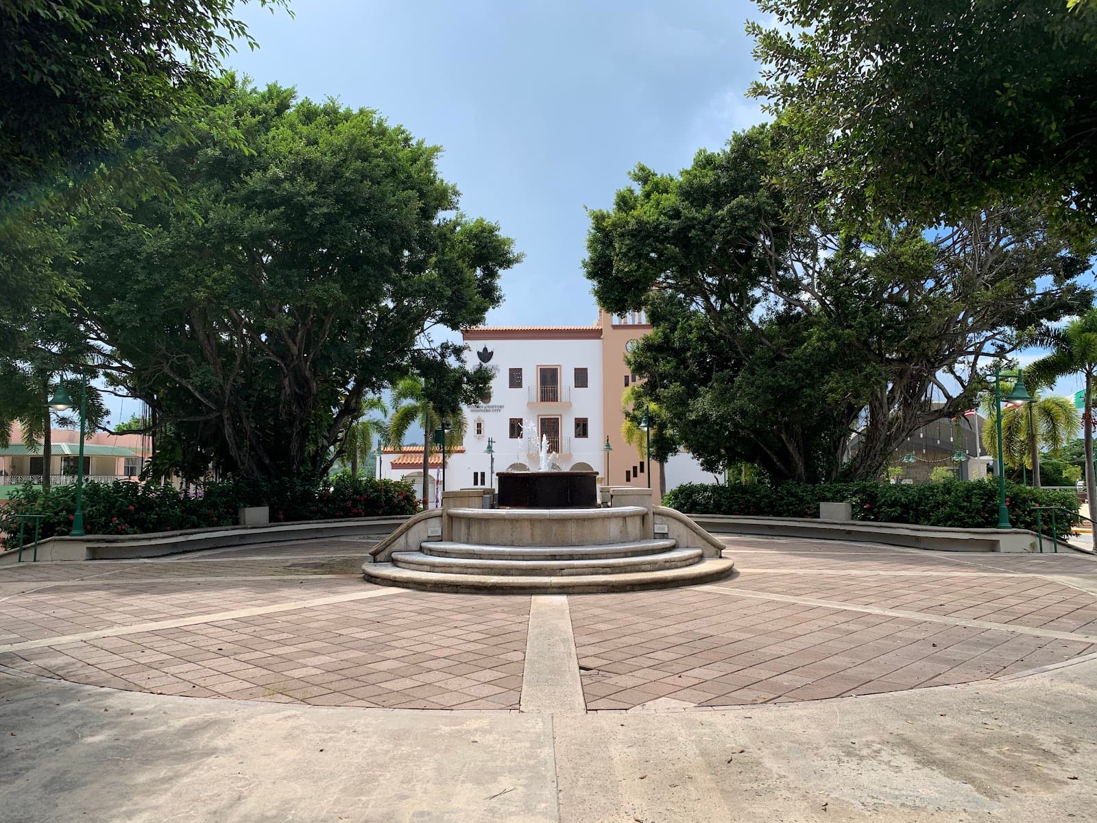 Plaza de Recreo de Guaynabo - Image 1