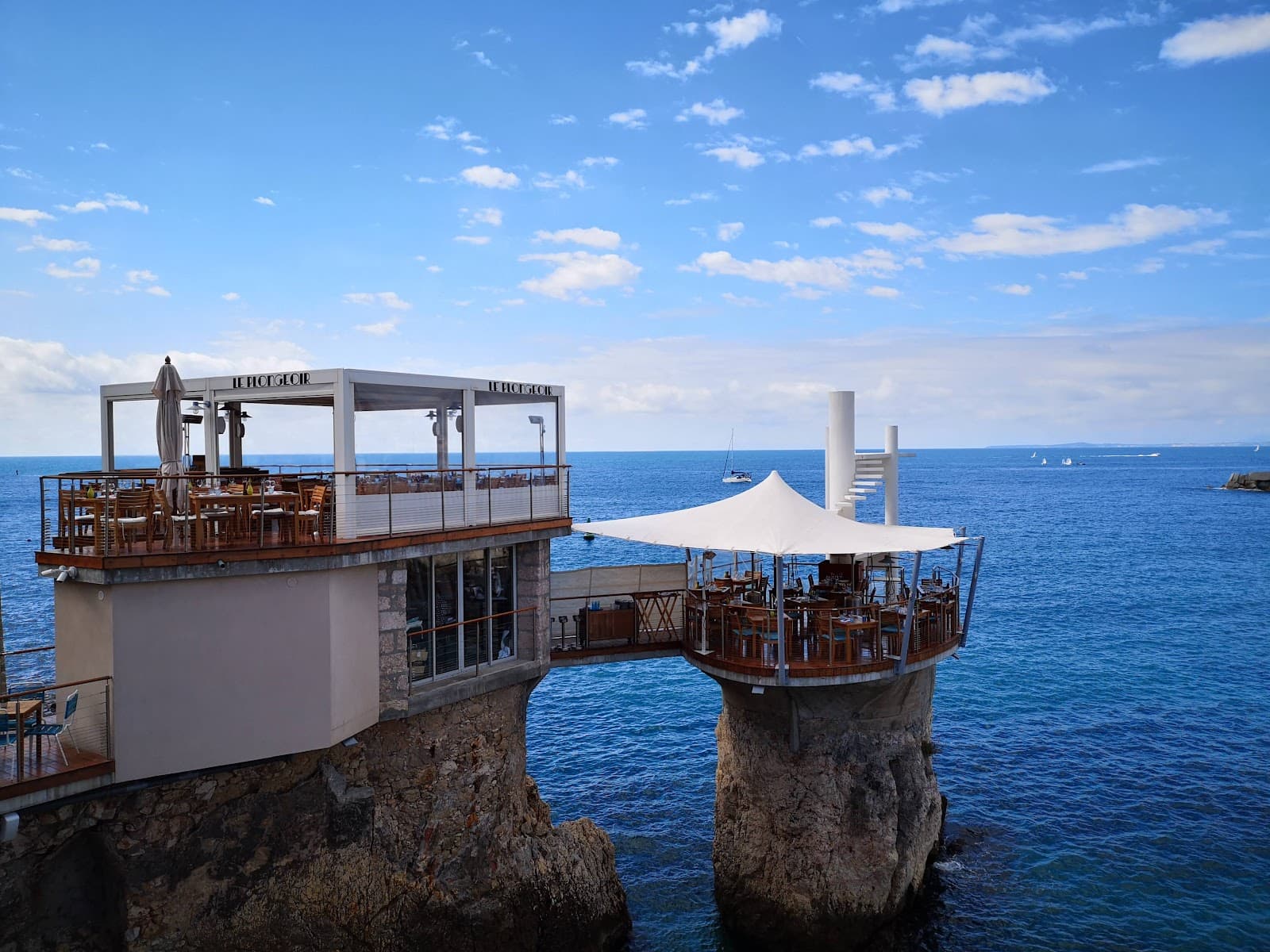 Bains Militaires Beach Nice - Image 1