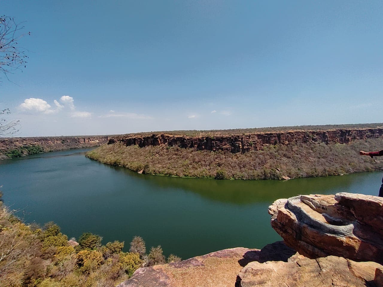 Garadia Mahadev Gorge Viewpoint - Image 1