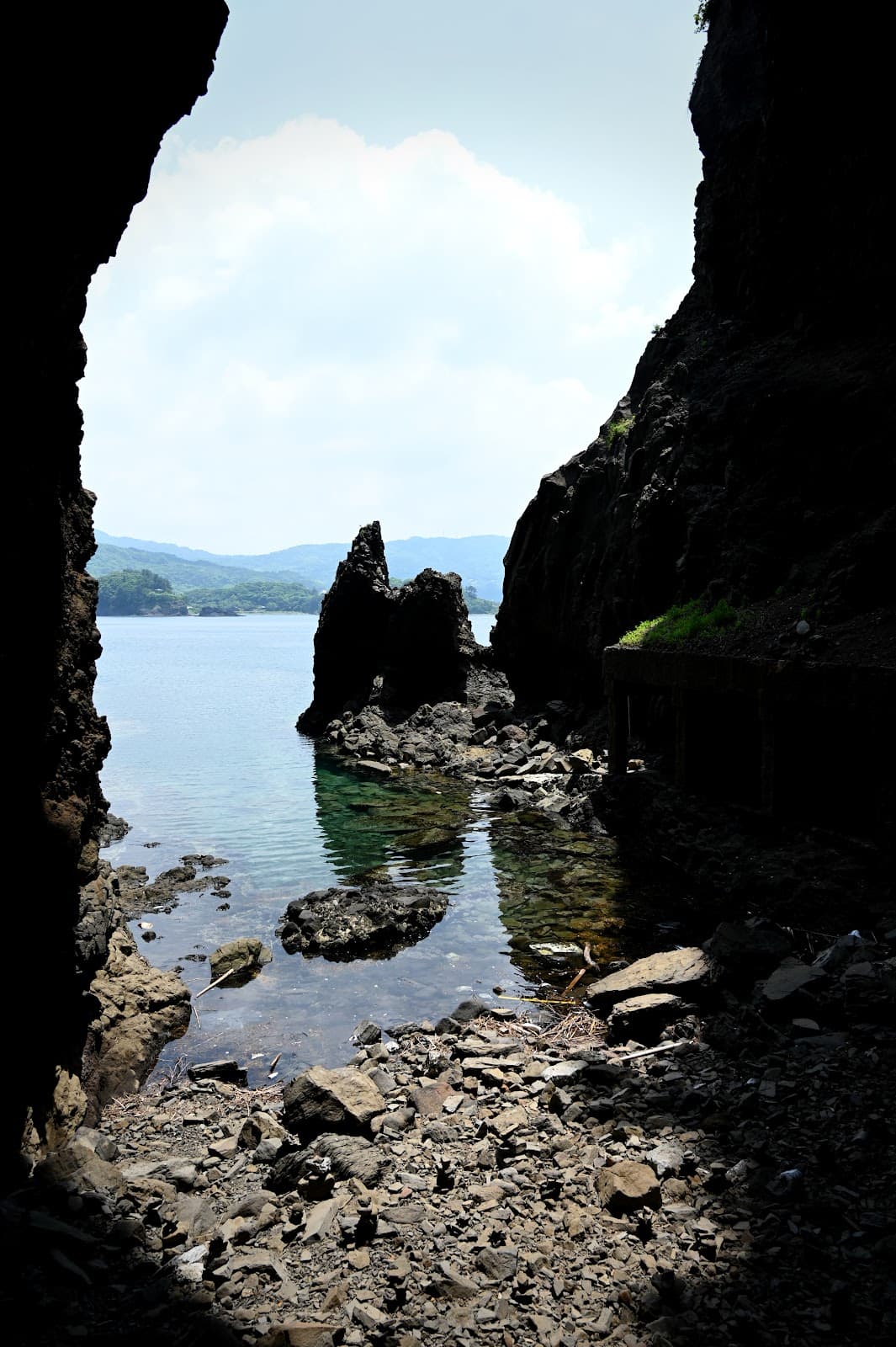 Kaka-no-Kukedo Sea Caves Boat - Image 1