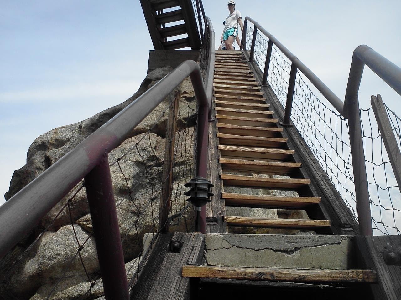 Buck Rock Lookout - Image 1