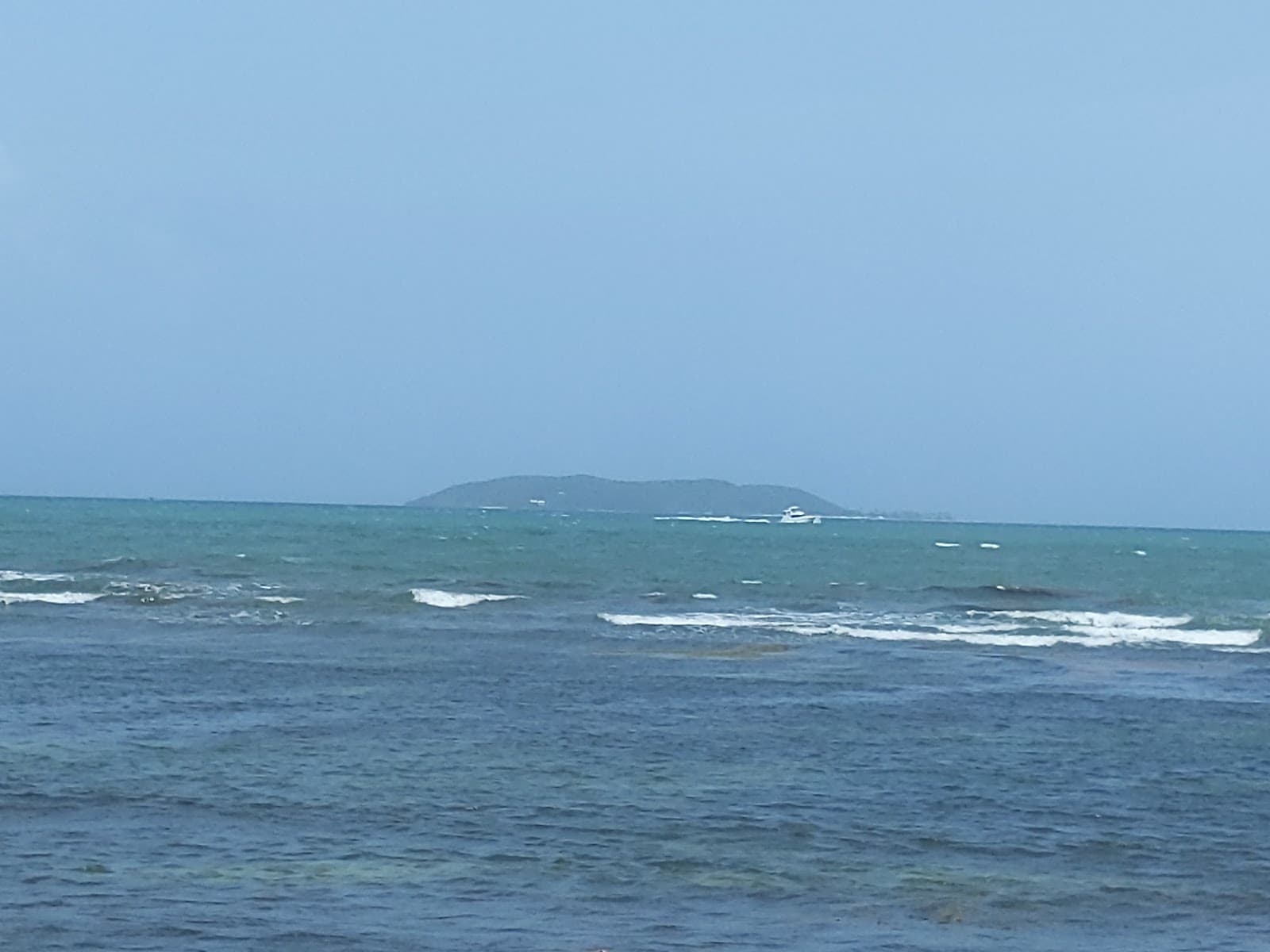Las Croabas Waterfront - Image 1