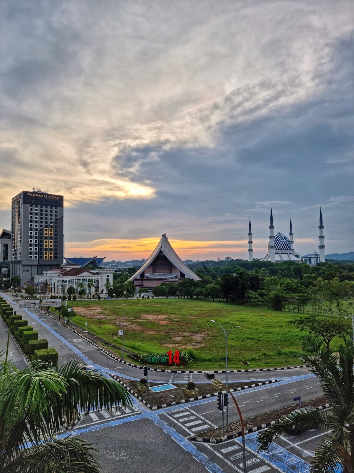 Shah Alam - Image 1
