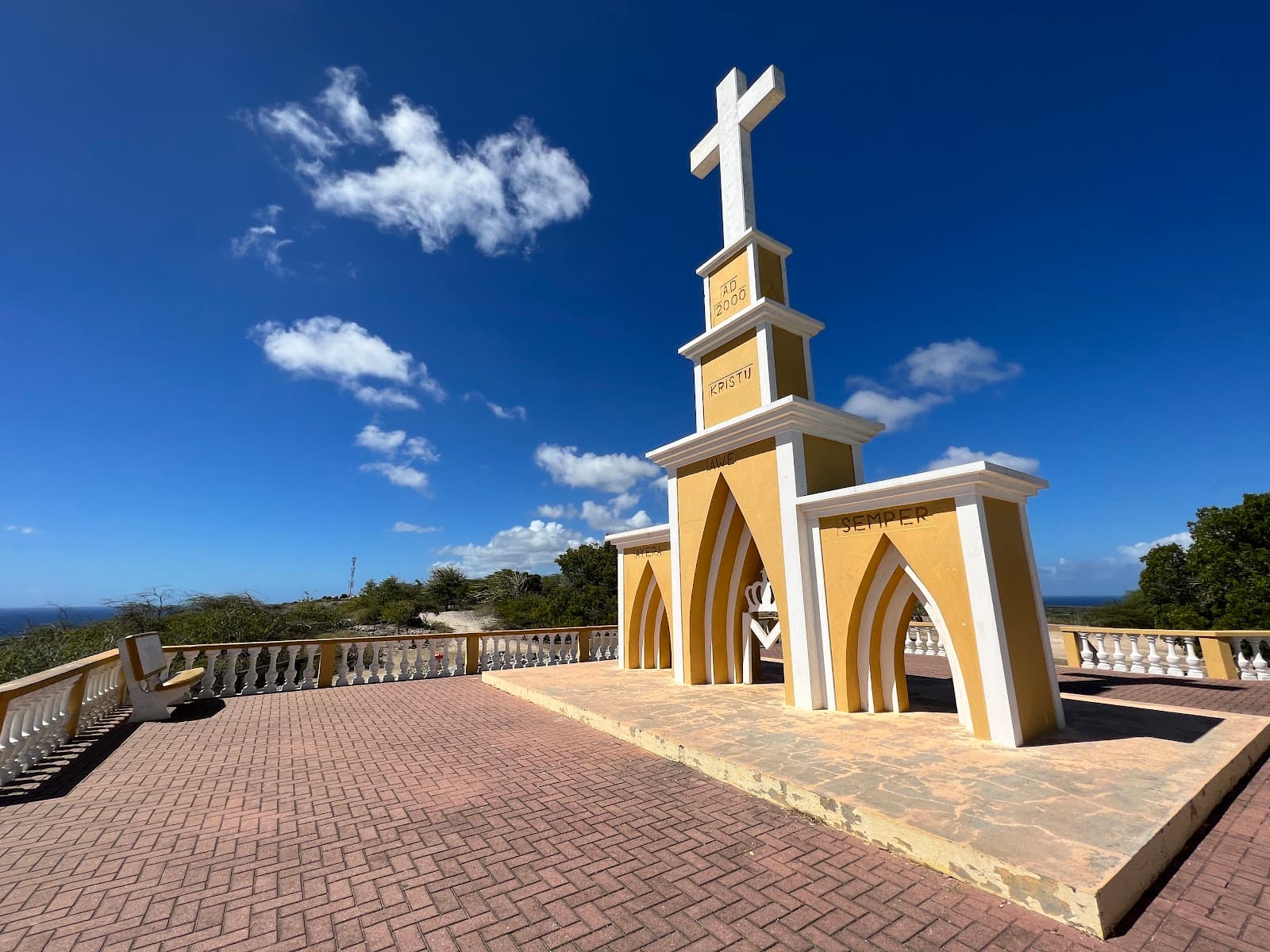 Seru Largu Lookout - Image 1