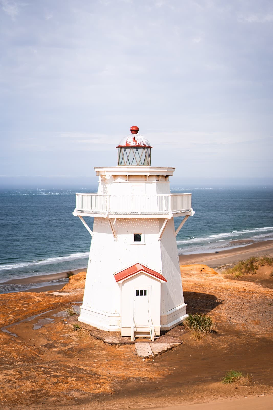 Pouto Lighthouse - Image 1