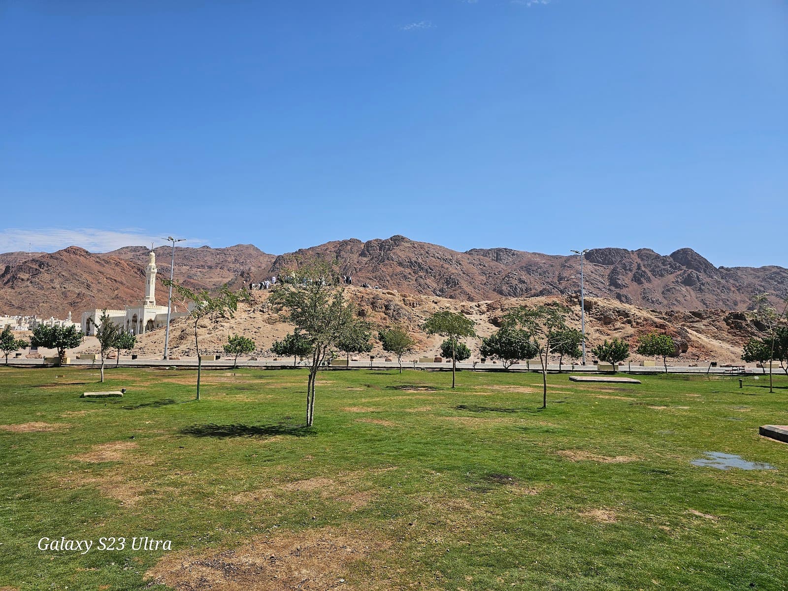 Uhud Park - Image 1