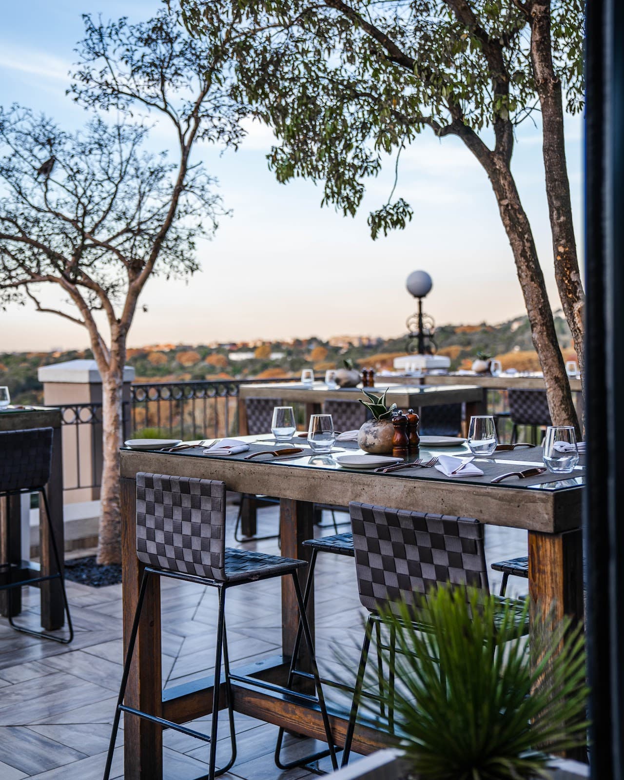 Flames Restaurant, Four Seasons Hotel The Westcliff - Image 1