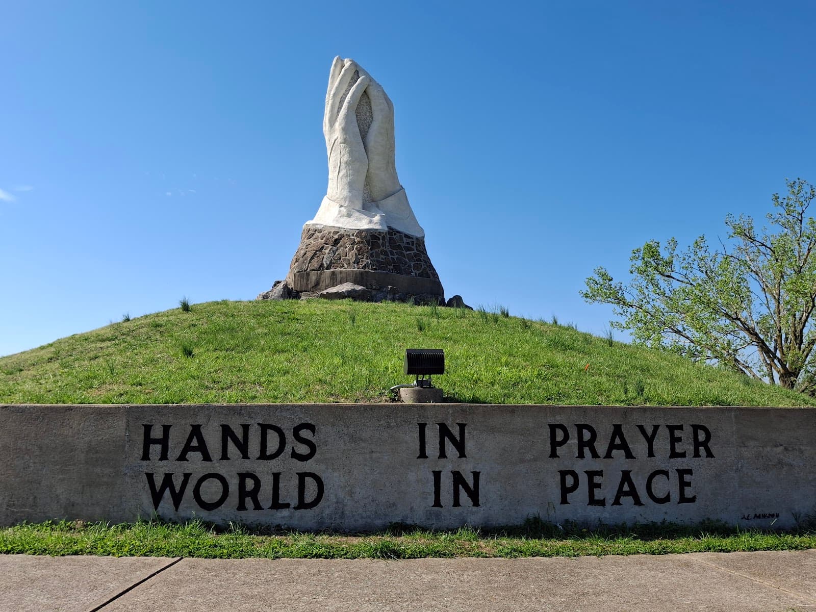 Praying Hands (Webb City) - Image 1