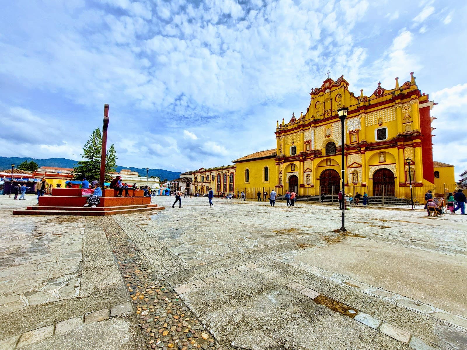 Plaza de la Paz - Image 1