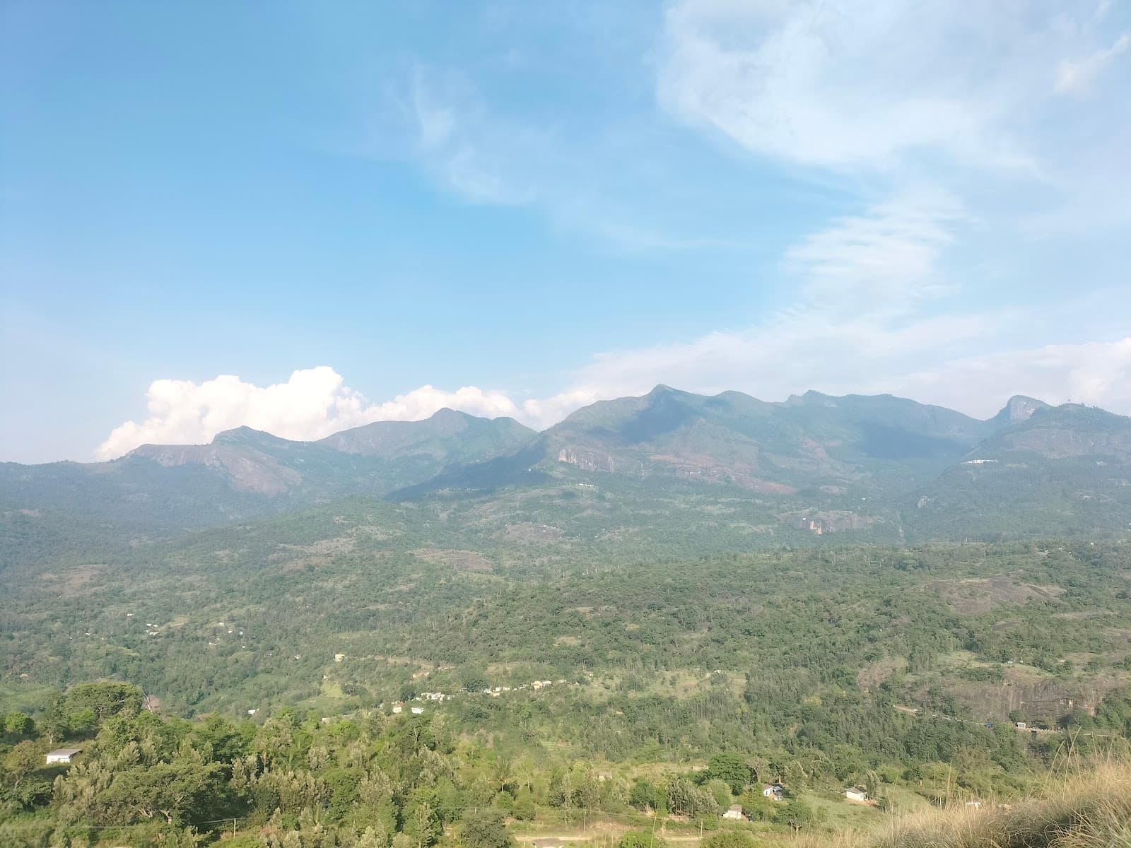Marayoor Dolmens Muniyara - Image 1